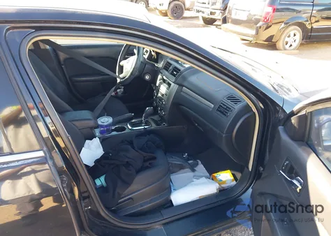 2010 Ford Fusion Se z USA, uszkodzony, nr VIN 3FAHP0HAXAR183863